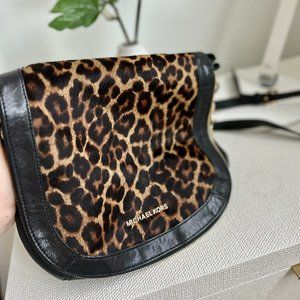 Michael Kors cheetah print shoulder flap / crossbody bag